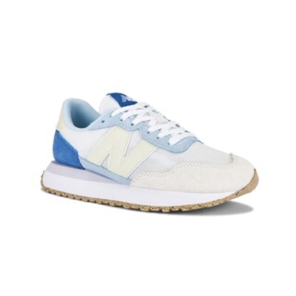 NWOT New Balance Women's 237 Sneaker Size 6.5 - Picture 4 of 11